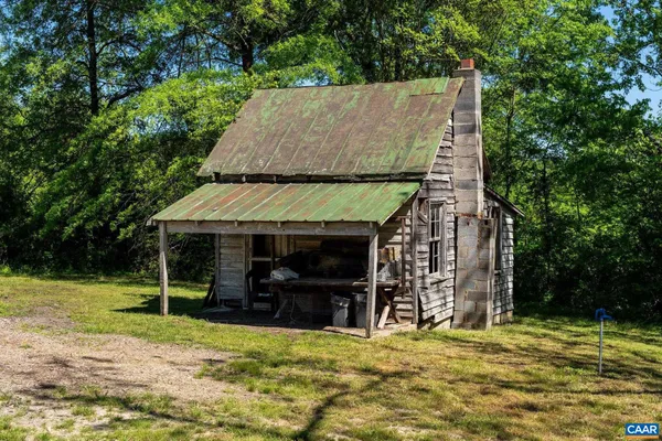 $3,750,000 | 400 Doe Lane, Chatham, VA 24531