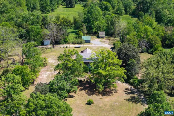 $3,750,000 | 400 Doe Lane, Chatham, VA 24531