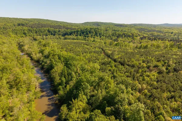 $3,750,000 | 400 Doe Lane, Chatham, VA 24531