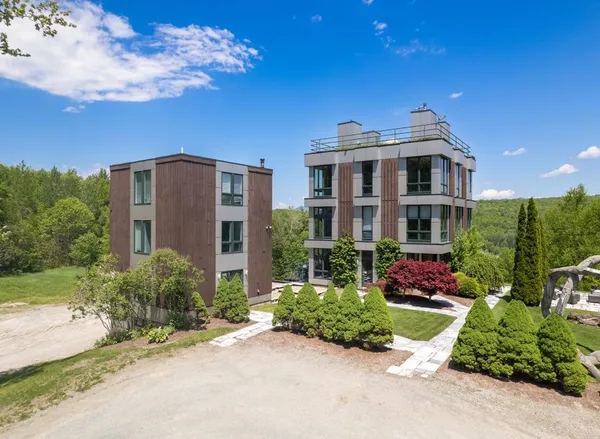$1,200,000 | 1450 Clarendon Avenue, West Rutland, VT 05777