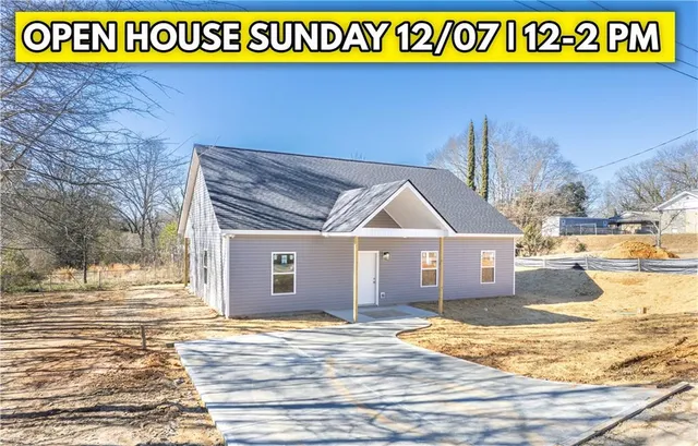 $219,900 | 30 Moore Avenue, Toccoa, GA 30577