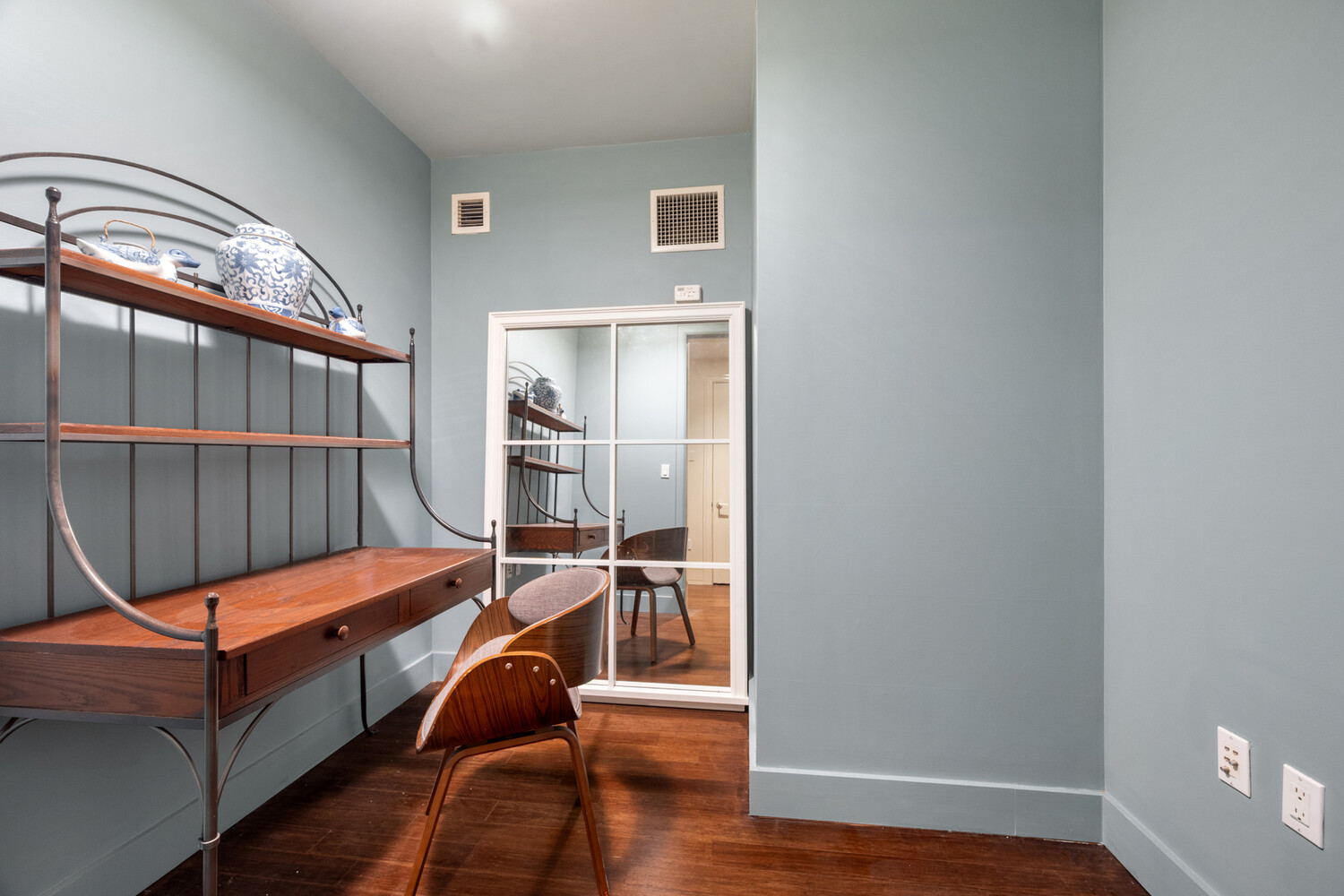 255 East 74th Street, Unit 6B Manhattan, NY 10021 - Photo 7 of 10