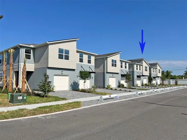$2,300 | 3228 Sunrise Spg Place, Brandon, FL 33511