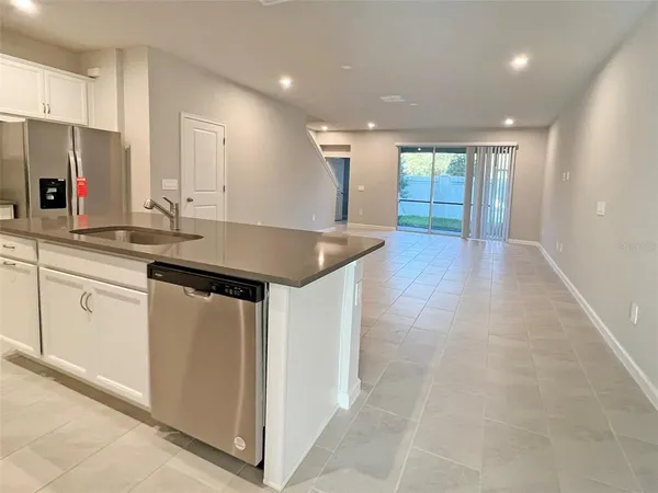 $2,300 | 3228 Sunrise Spg Place, Brandon, FL 33511