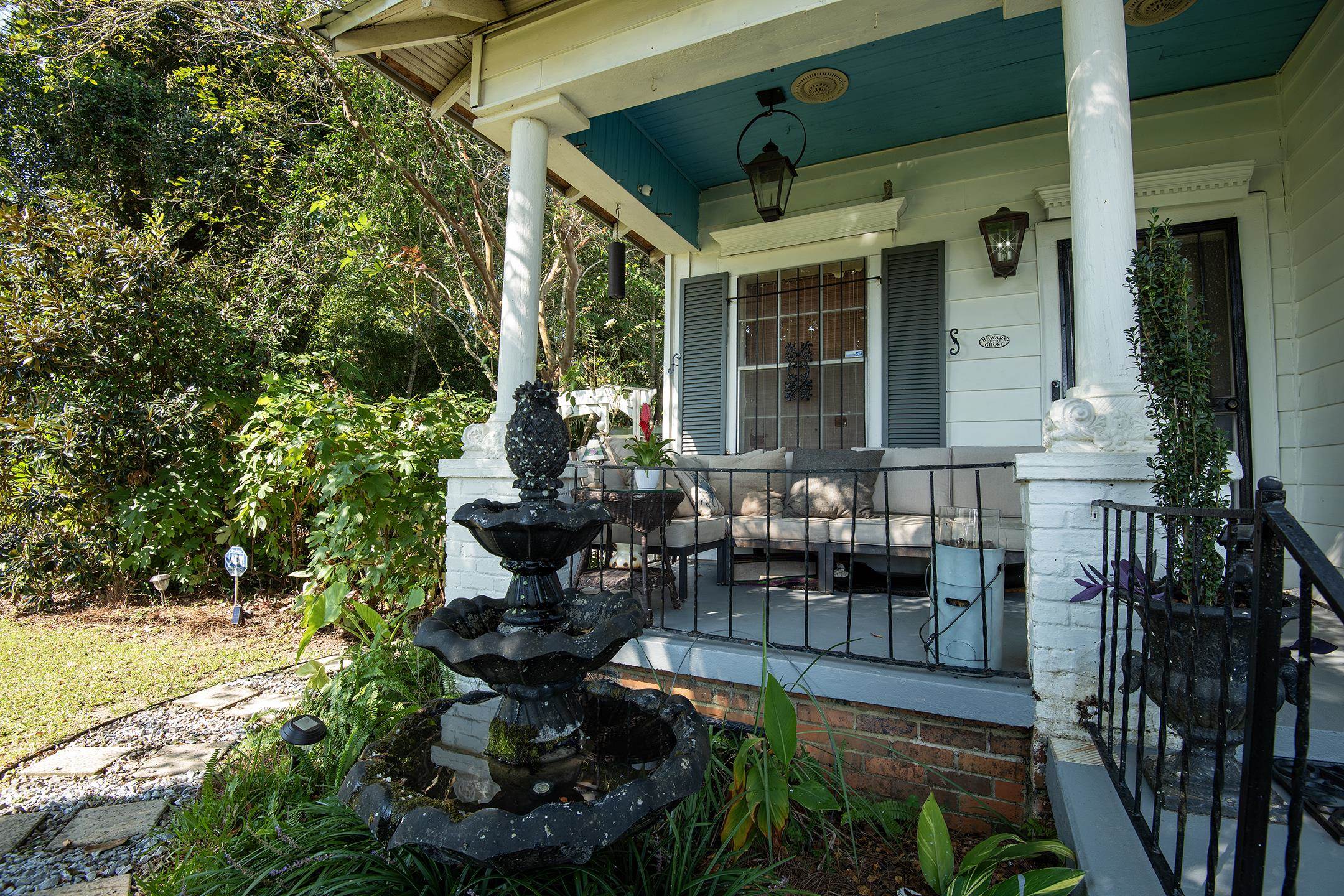 1011 Main Street Daphne, AL 36526 - Photo 4 of 42 Front Porch