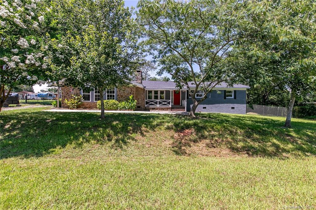 2173 Cabe Road Clover, SC 29710 - Photo 13 of 34 Gallery Image 13