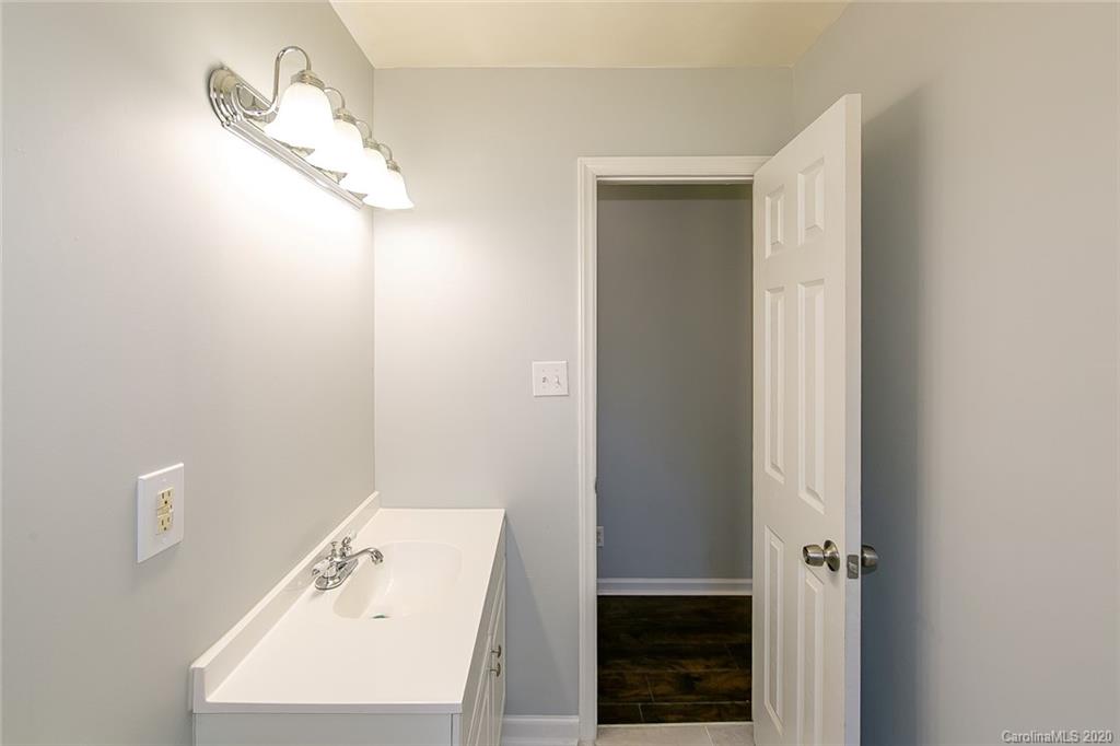 2173 Cabe Road Clover, SC 29710 - Photo 17 of 34 Gallery Image 17