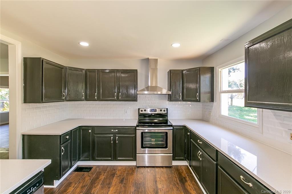 2173 Cabe Road Clover, SC 29710 - Photo 29 of 34 Gallery Image 29