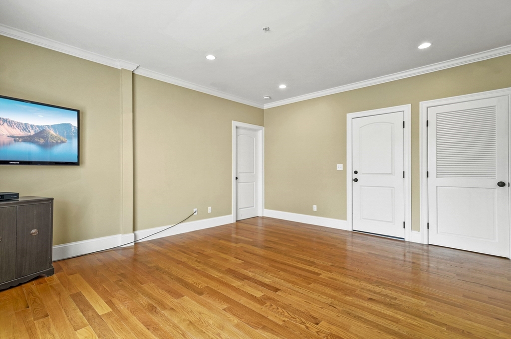 75 Pine Street, Unit 21 Waltham, MA 02453 - Photo 11 of 24