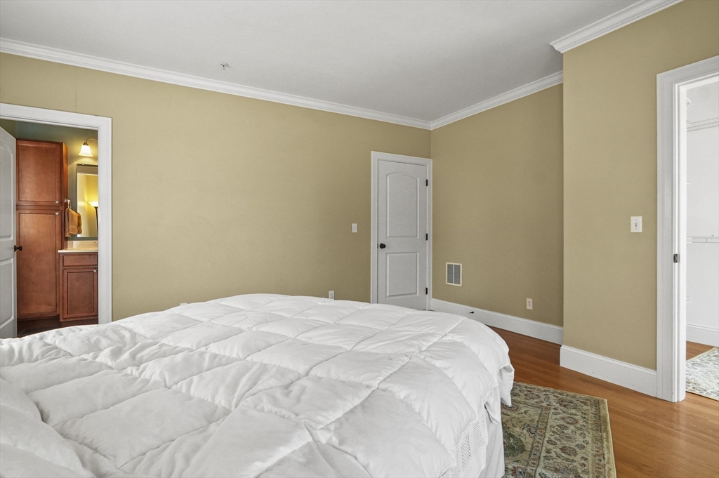 75 Pine Street, Unit 21 Waltham, MA 02453 - Photo 15 of 24