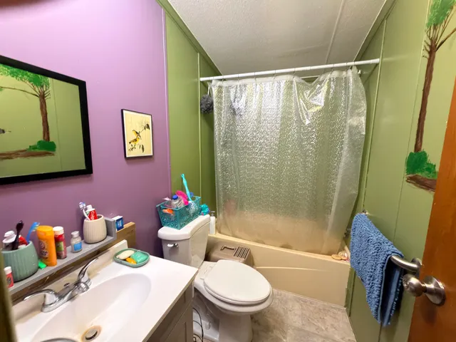 $164,900 | 558 Lost Nation Road, Groveton, NH 03582