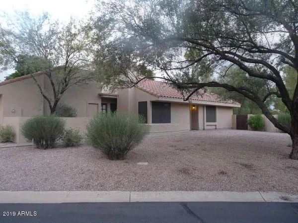 $2,000 | 1631 North El Camino, Tempe, AZ 85288