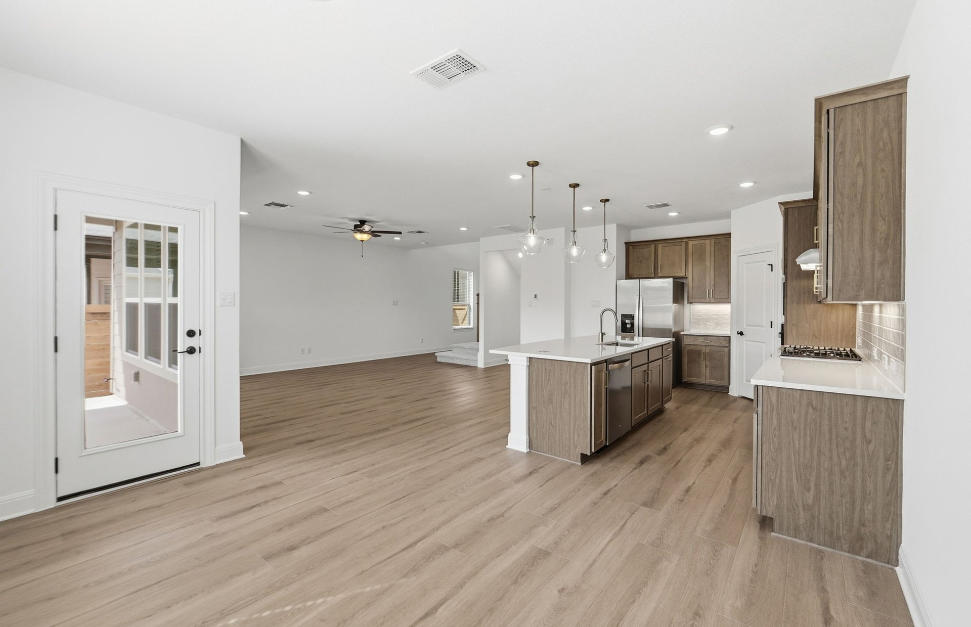 400 Foresail Road Leander, TX 78641 - Photo 8 of 31