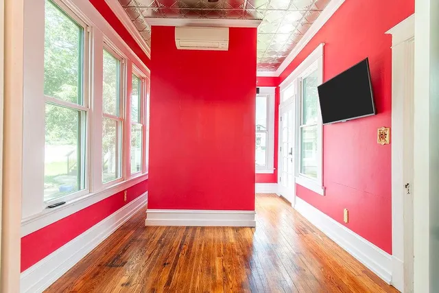 $999,999 | 2420 Colcord Avenue, Waco, TX 76707