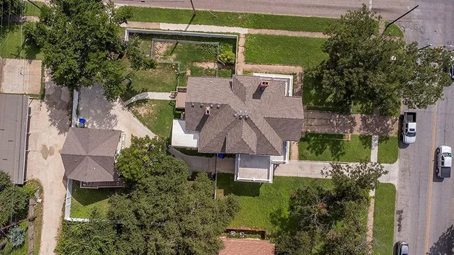 $999,999 | 2420 Colcord Avenue, Waco, TX 76707