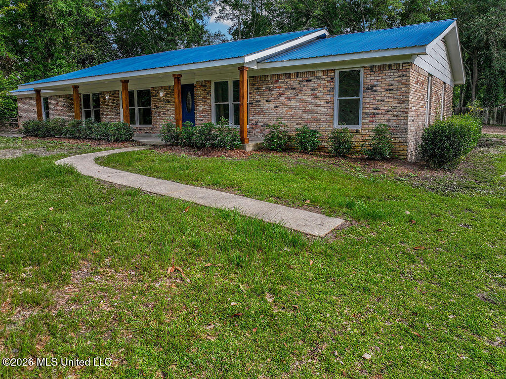 4024 Castenera Avenue Moss Point, MS 39563 - Photo 17 of 26 DJI_20260526165825_0039_D4