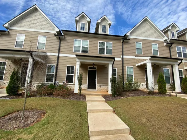 $1,700 | 1047 North Main Street, Wake Forest, NC 27587