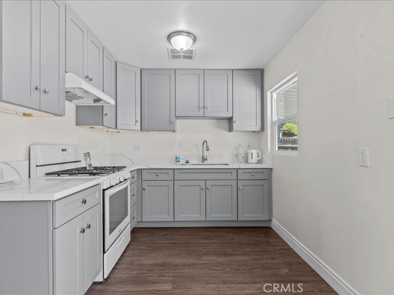8437 Bruce Avenue Riverside, CA 92503 - Photo 15 of 24 Gallery Image 15