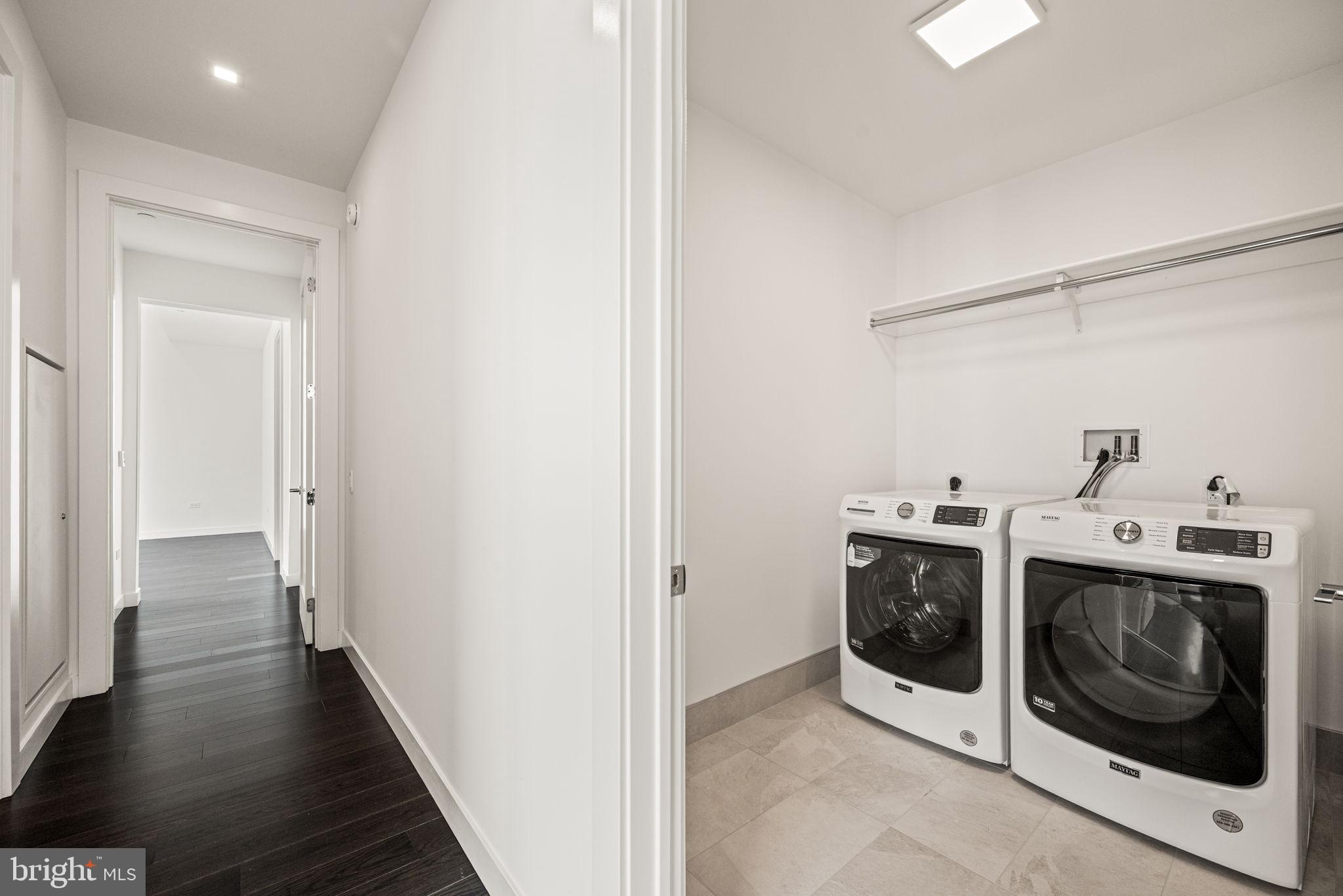 1911 Walnut Street, Unit 2702 Philadelphia, PA 19103 - Photo 14 of 30 Laundry