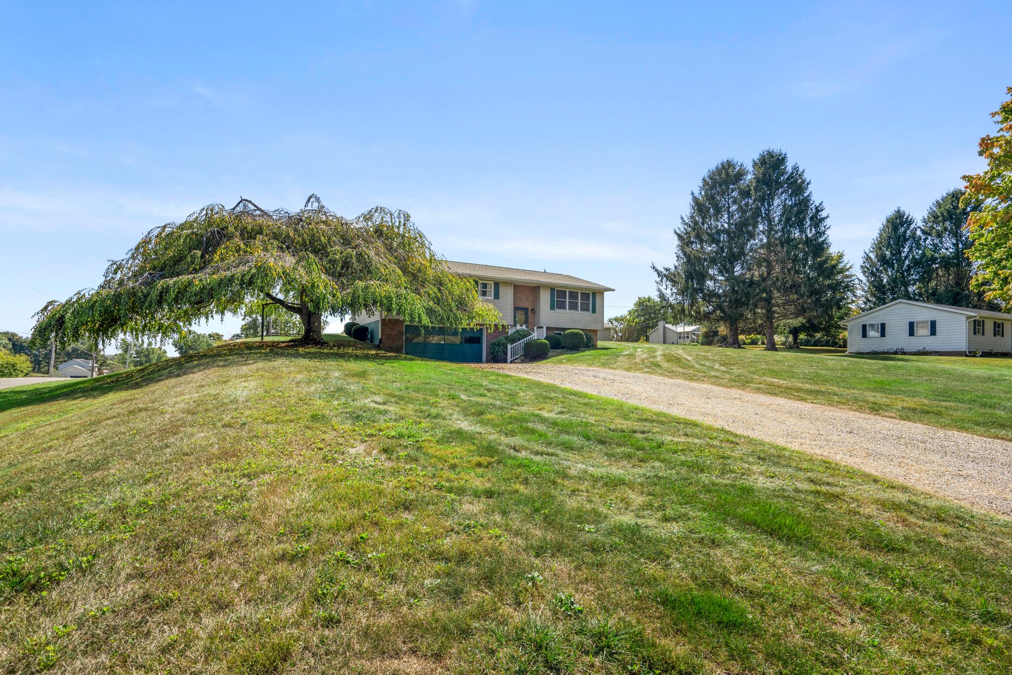 6950 Minnick Road Nashport, OH 43830 - Photo 2 of 31 DSC06400-HDR