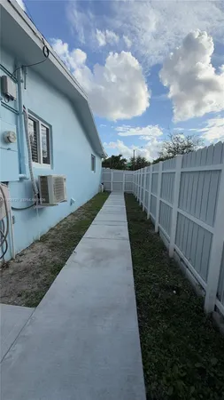 $1,500 | 4531 Jackson Street, Hollywood, FL 33021