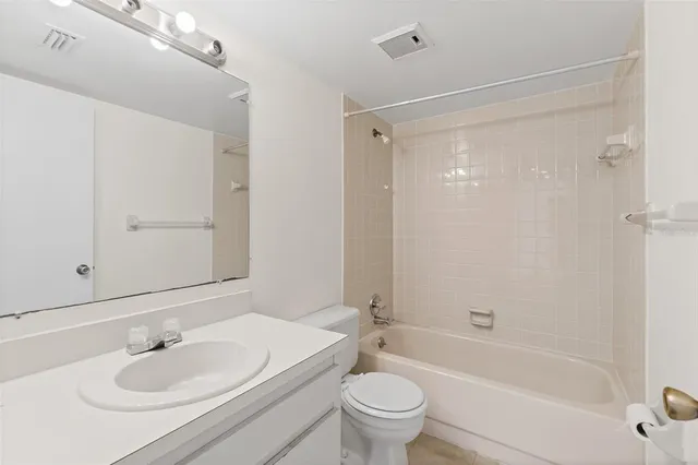 $194,500 | 6760 Highway 1, Unit 3204, Mims, FL 32754