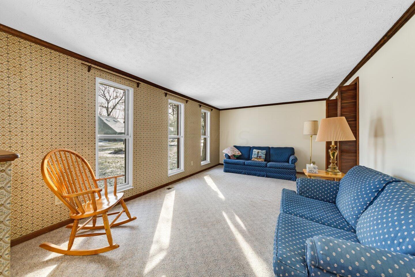 529 Clotts Road Columbus, OH 43230 - Photo 3 of 40 5D9A4514.jpg-SMALL