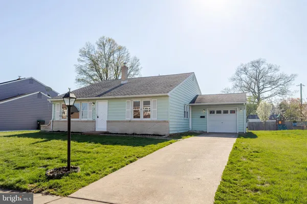 $369,900 | 6 Yeates Drive, New Castle, DE 19720