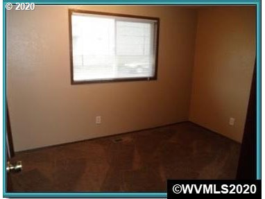 1857 Santiam Road Southeast Albany, OR 97321 - Photo 13 of 14 Gallery Image 13