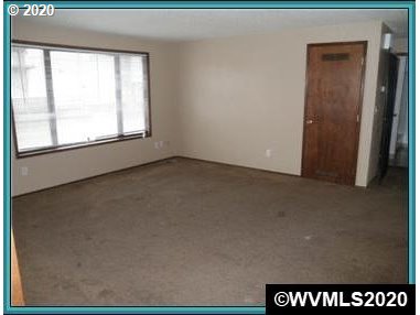 1857 Santiam Road Southeast Albany, OR 97321 - Photo 9 of 14 Gallery Image 9