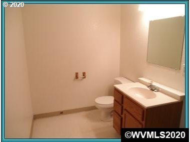 1857 Santiam Road Southeast Albany, OR 97321 - Photo 10 of 14 Gallery Image 10