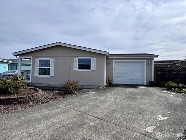 $245,000 | 528 North 7th Avenue, Sequim, WA 98382