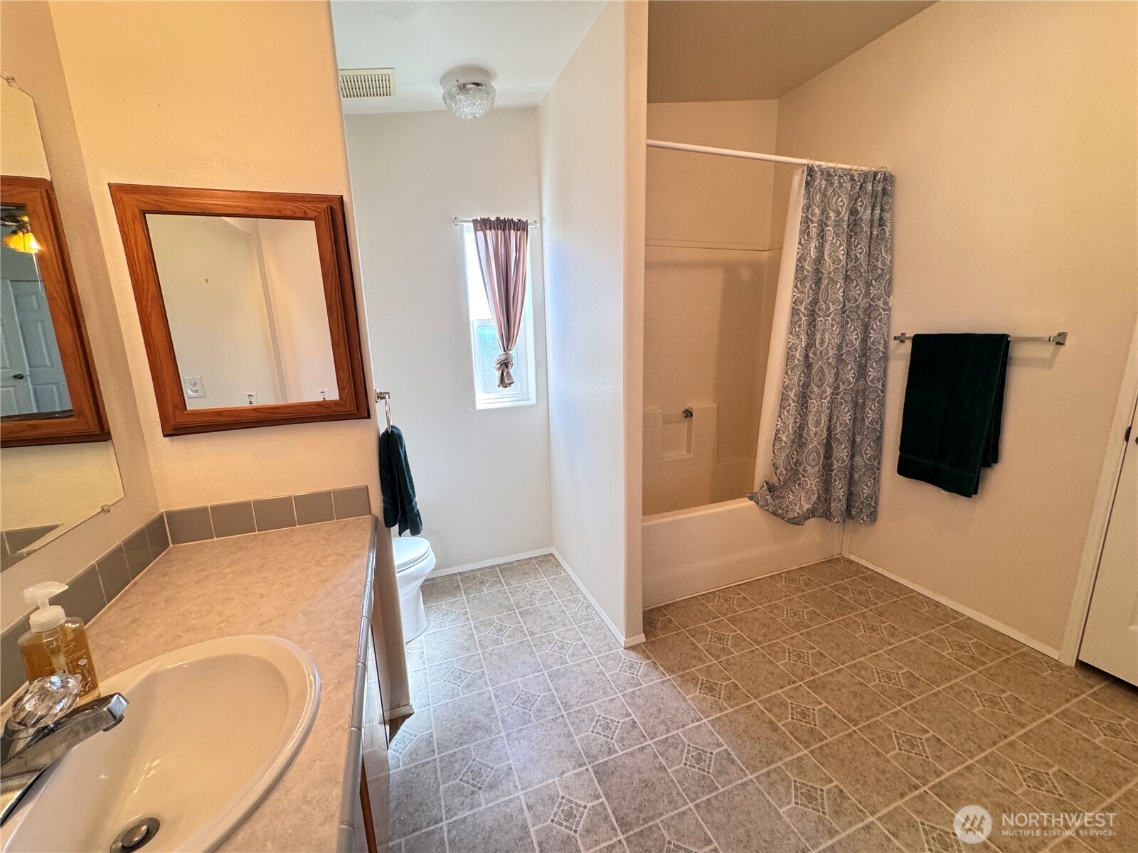 528 North 7th Avenue Sequim, WA 98382 - Photo 16 of 29