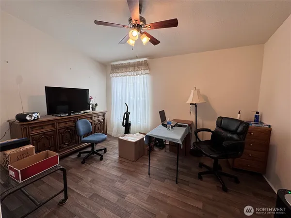 $245,000 | 528 North 7th Avenue, Sequim, WA 98382