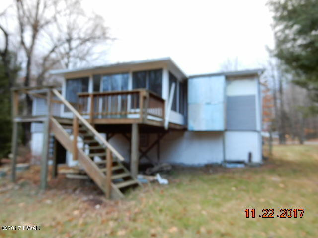 9 Chipmunk Trail Hawley, PA 18428 - Photo 2 of 12