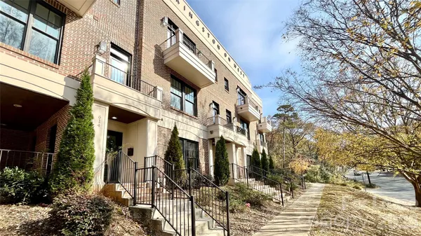 $4,500 | 610 West Boulevard, Charlotte, NC 28203