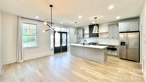 $4,500 | 610 West Boulevard, Charlotte, NC 28203