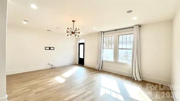 $4,500 | 610 West Boulevard, Charlotte, NC 28203