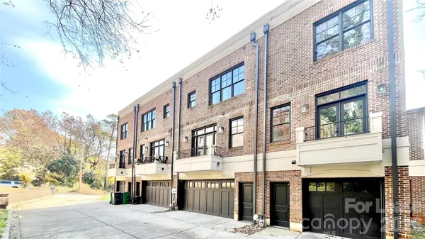 $4,500 | 610 West Boulevard, Charlotte, NC 28203