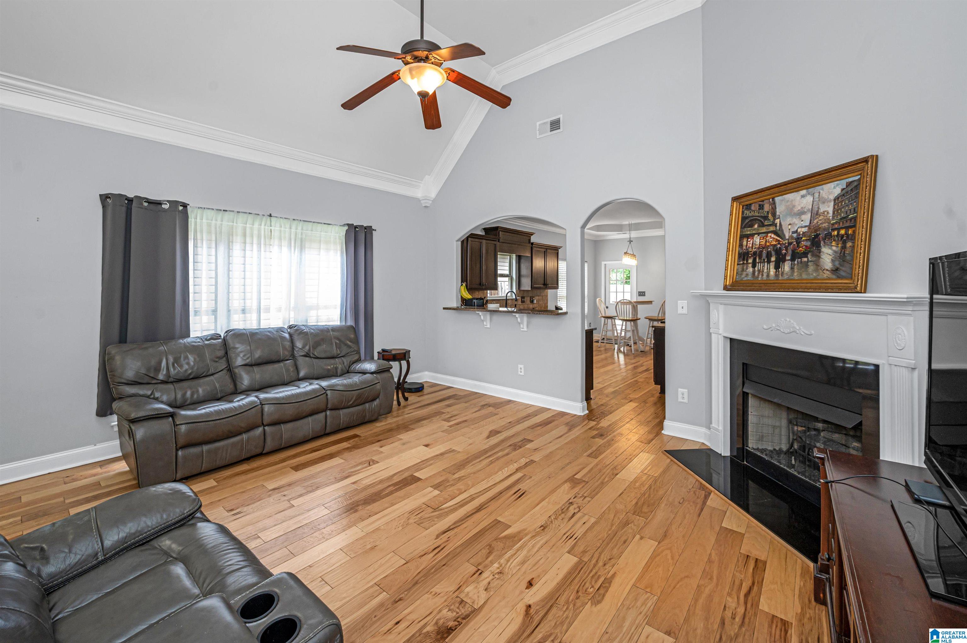 181 Sharpe Street Sterrett, AL 35147 - Photo 9 of 48