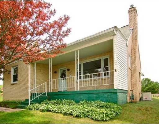 818 Marshall Road Monaca, PA 15061 - Photo 1 of 8 Exterior Front.