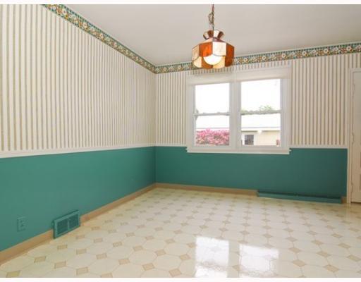 818 Marshall Road Monaca, PA 15061 - Photo 4 of 8 Dining Room.