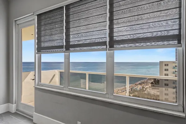 $3,750 | 3725 South Ocean Drive, Unit PH6, Hollywood, FL 33019