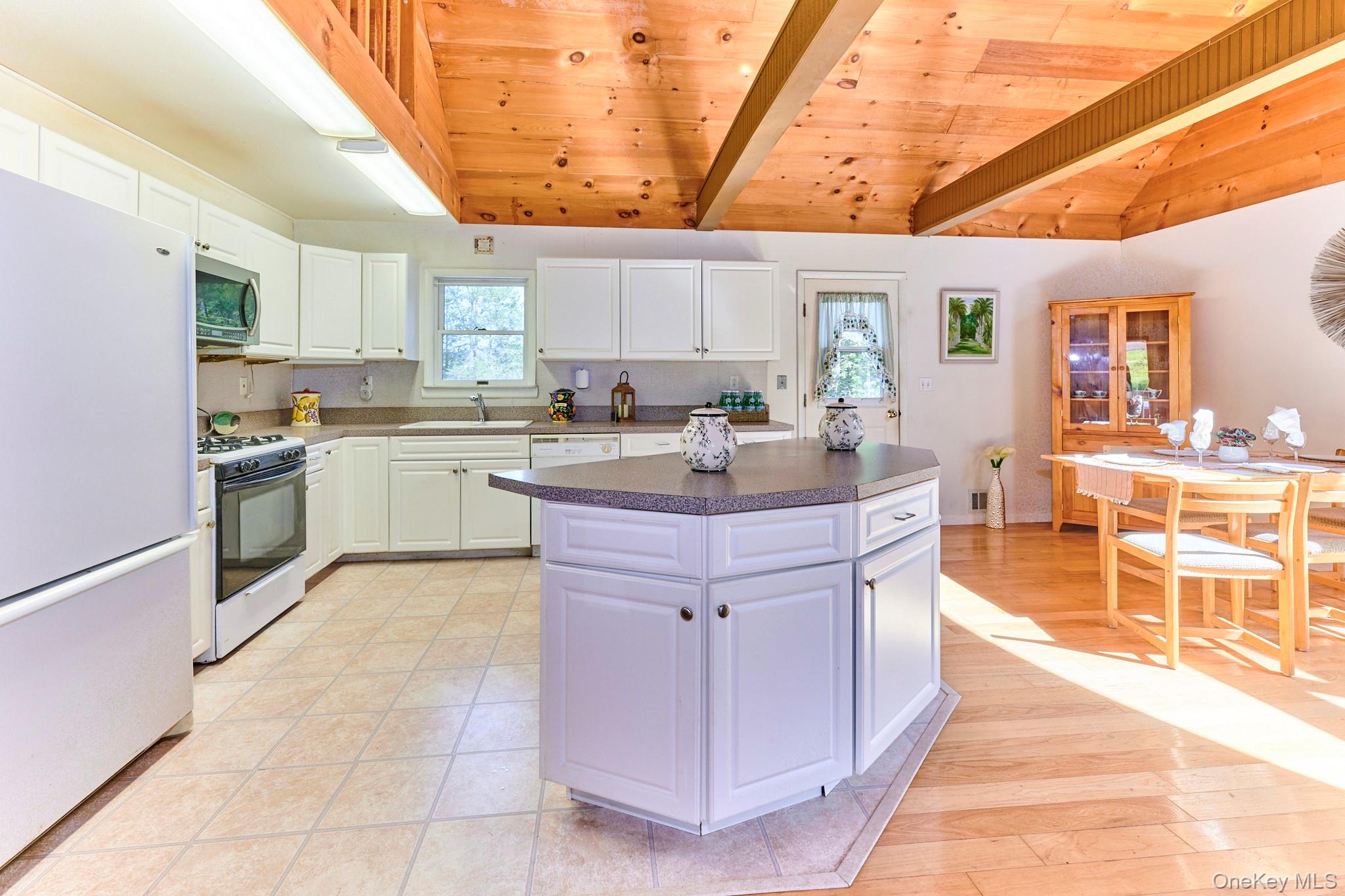 10 West Simmon Road Callicoon, NY 12723 - Photo 18 of 34