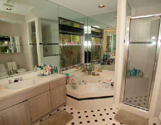 17053 Royal Cove Way Boca Raton, FL 33496 - Photo 12 of 16 Additional Photo