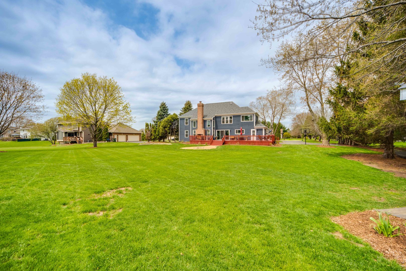 1603 Elm Street Spring Grove, IL 60081 - Photo 33 of 38 a view of a park with large trees
