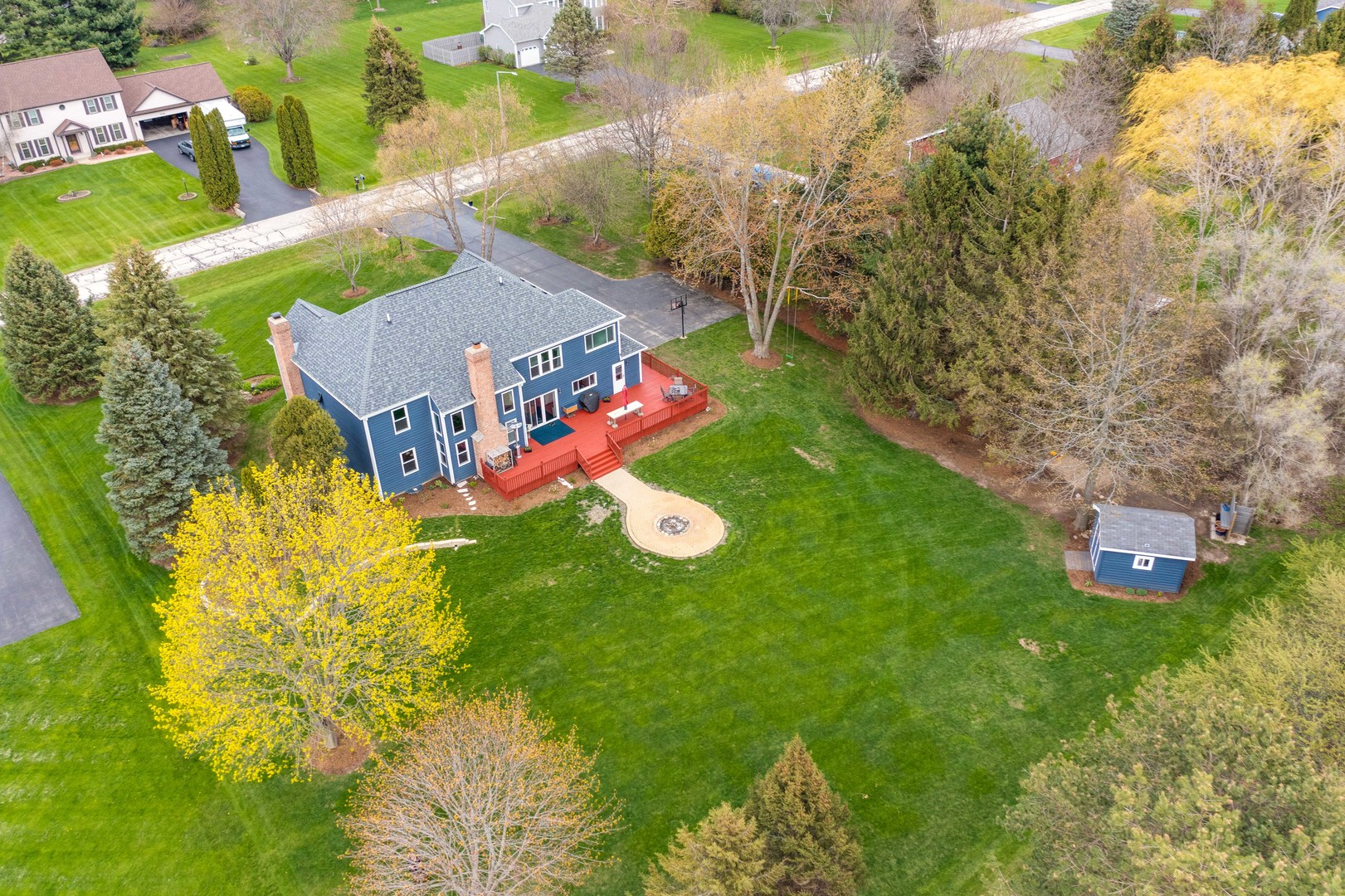 1603 Elm Street Spring Grove, IL 60081 - Photo 34 of 38 a bird view of garden