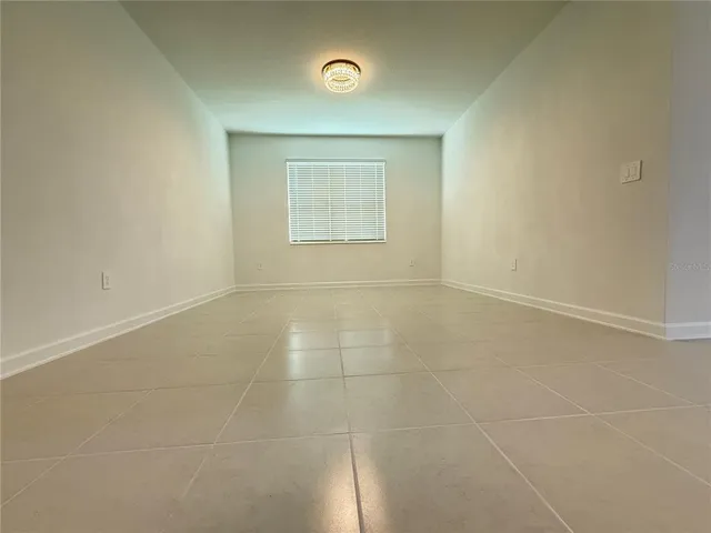 $2,700 | 7117 Dilly Lk Avenue, Groveland, FL 34736