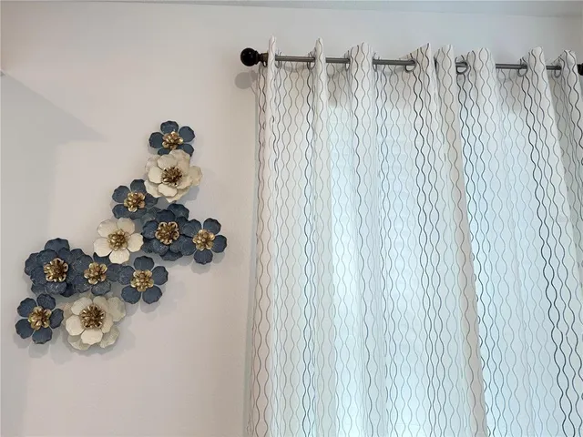 $2,700 | 7117 Dilly Lk Avenue, Groveland, FL 34736