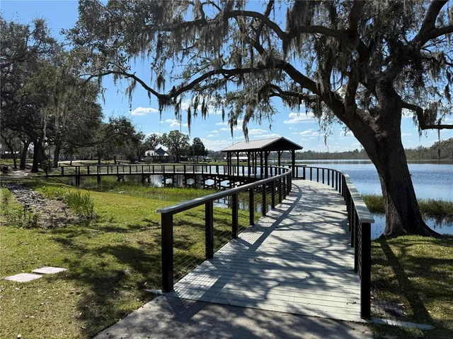 $2,700 | 7117 Dilly Lk Avenue, Groveland, FL 34736